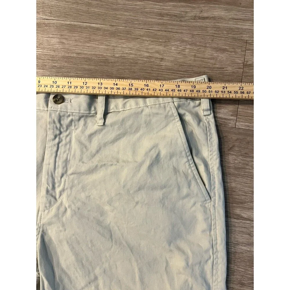 Eddie Bauer Men's Beige Cotton Chino Shorts Flat Front Pockets Size 40 0087